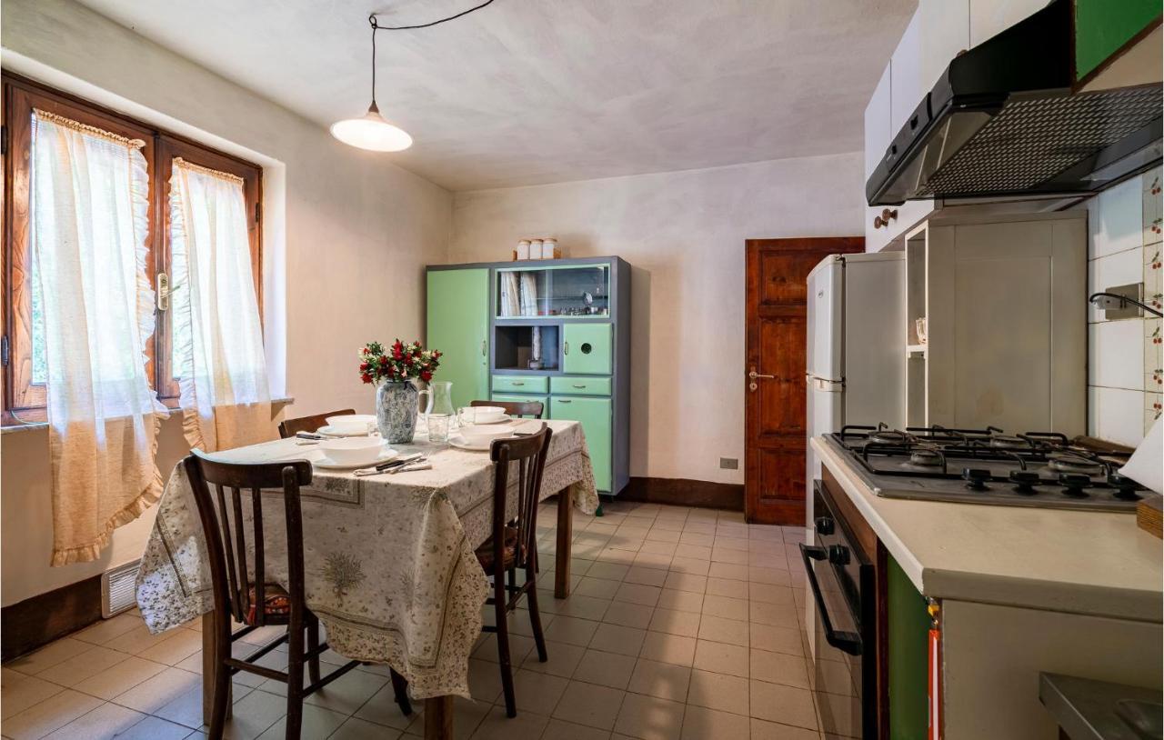 Stunning Home In Longoio With Kitchen Monti di Villa Extérieur photo